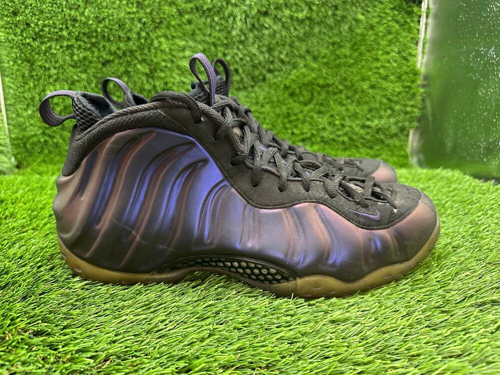 Nike Air Foamposite One 314996-008 Athletic Sneaker Men's 10.5 Purple Basketball